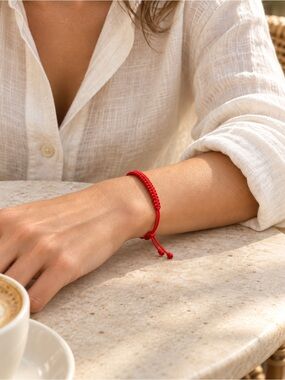 Red String Bracelets 10-Pack Unisex
